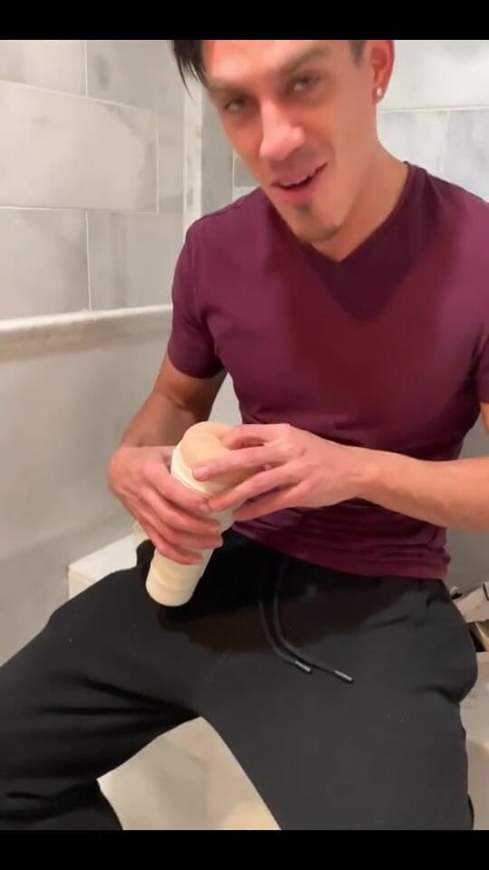 TonyFontana: Solo - Riley Reed Fleshlight