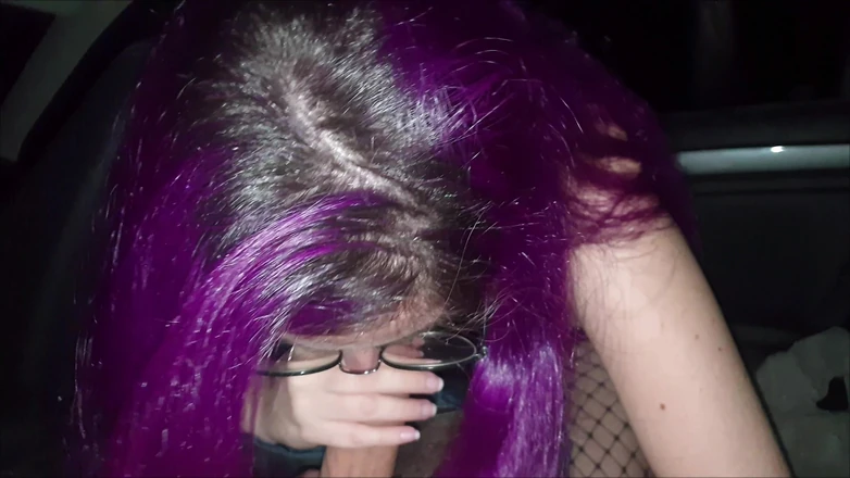 Nyx Scarlett: Blowjob in the Car!