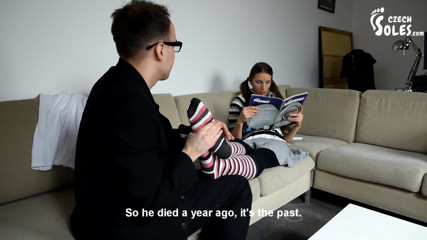 Czech Soles - foot fetish content: 先生と生徒の足礼拝会