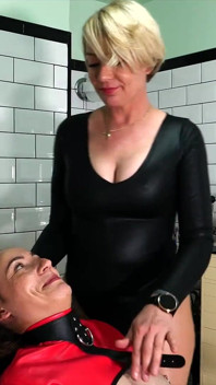 Orgasmus-belohnung für ein sehr gutes mädchen