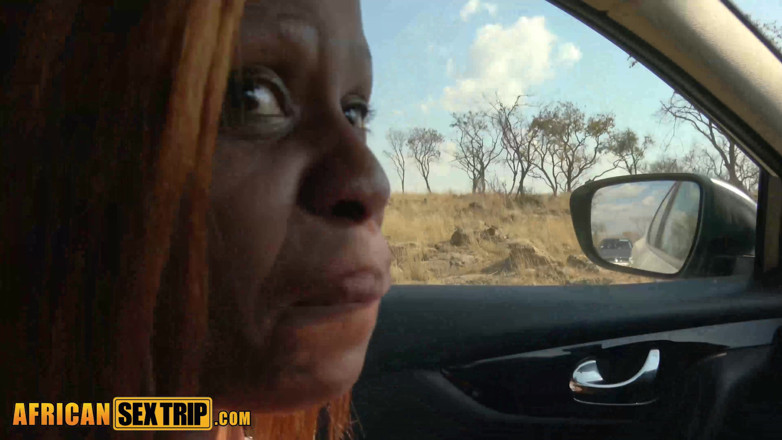 African sex trip: Meine afrikanische freundin wird geil, während sie hyenas beobachtet
