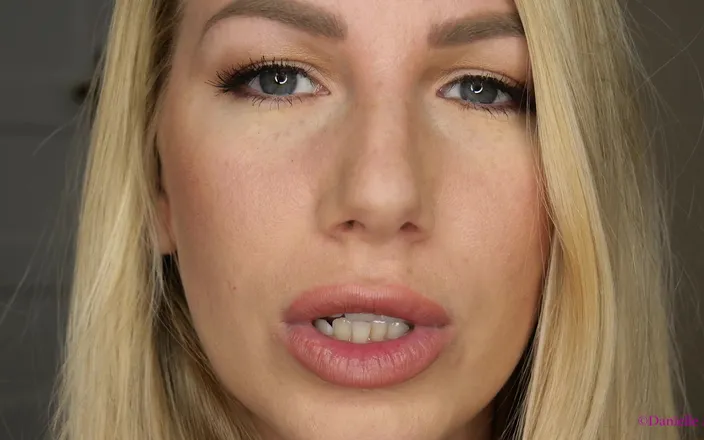 Danielle Maye: Beautiful Lips Custom