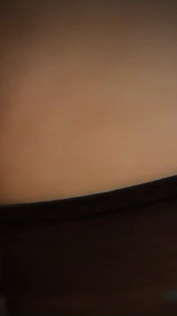 Utilisation sexuelle devant une caméra en direct, partie 1