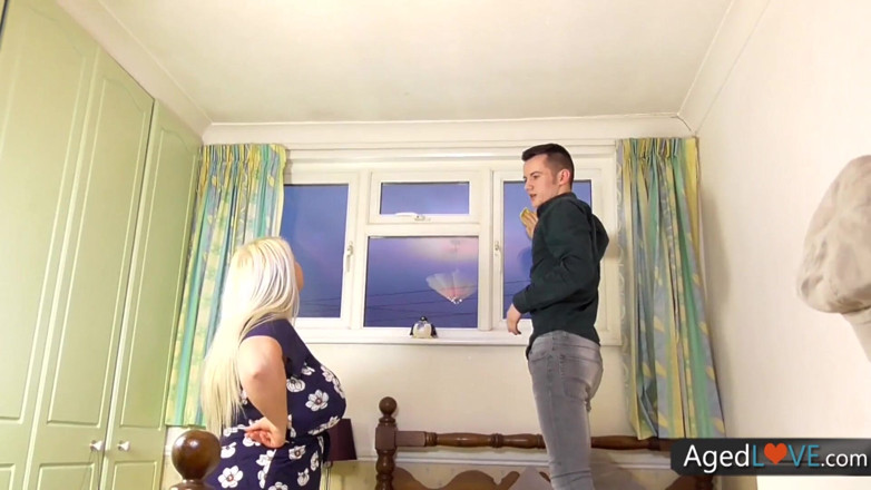 Old Nanny: Agedlove - Sammy trưởng thành vú to thích bị trai trẻ đụ