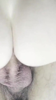 Amateur Cowgirl Fuck with Beautiful Cumshot on Her Butt