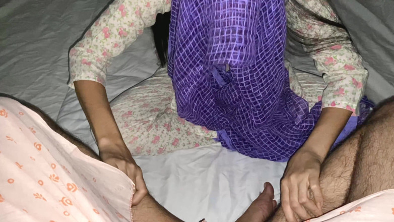 Desifilmy45: Punjabi Step Stepmother Got Naked in Front of a Dhongi...