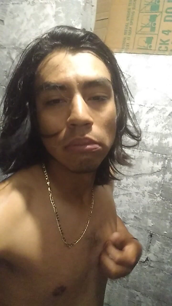 AlexAlejandro13: トイレにいる 誰も止めない