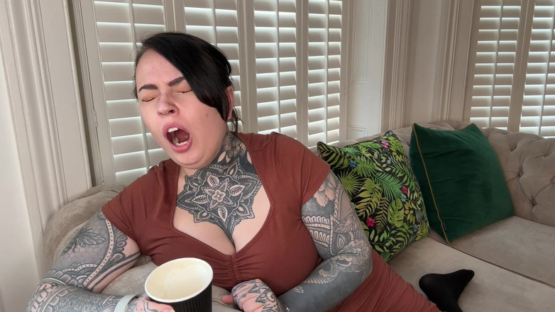 Miss Valentina: Tembel sabah esneme