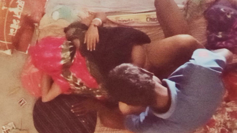 Bengaliauntykichut: Me follé a mi madrastra durante el día