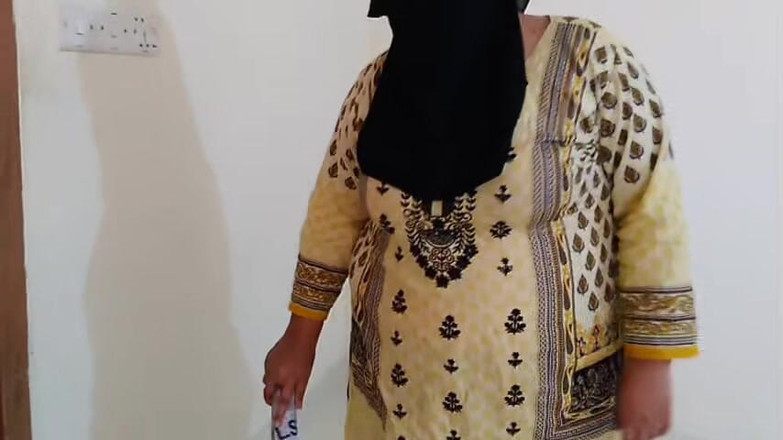 Aria Mia: Panjabi heißes zimmermädchen putzt mein zimmer, dann gebe ich ihr...