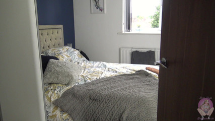 Brea Rose: 순결을 따먹는 보모