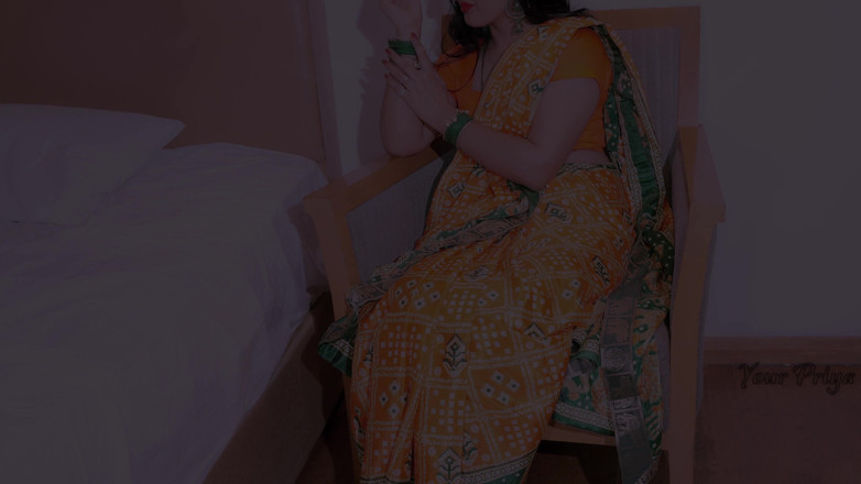 Your Priya: 남편에게 화를 내지만 하인과만 즐기는 불만족스러운 마누라