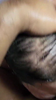 Preciso que humilhe meu rosto. Foda-se! Cuspir nele! Mijar nele! Porra nele!