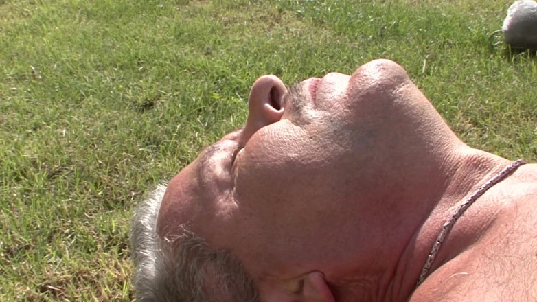 Hot Mature Adventures: Le coppie mature si godono avventure sessuali all'aperto selvagge e...