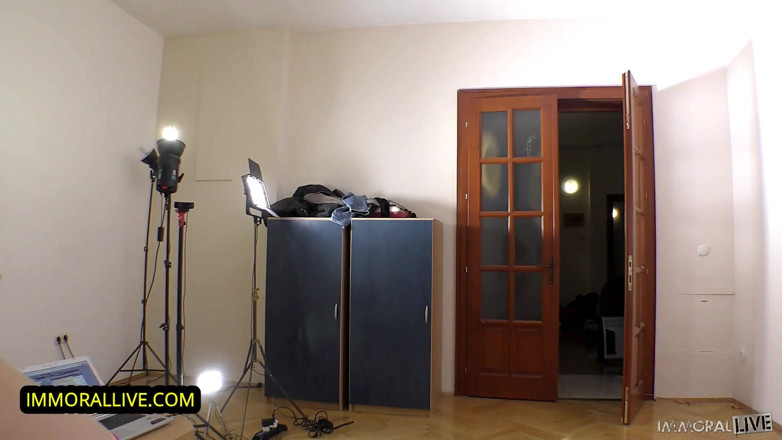 Immoral Live: Sahne arkası düzgün vücutlu üniversite öğrencisi Francesca DiCaprio sert seks sınavı - ahlaksız...