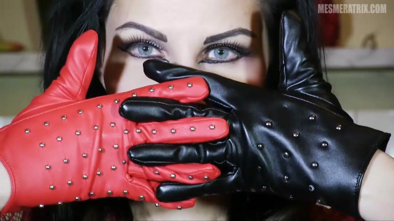 Lady Mesmeratrix Official: Double gloves bewilderment...