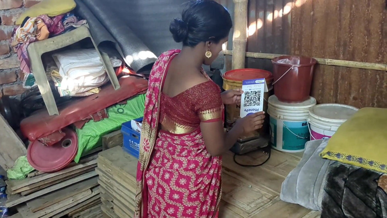 Localpron1: rukiya bhaabhi ka apne pati ke saath seks
