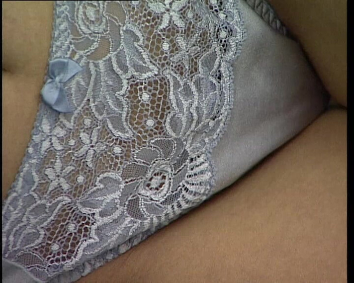 YOUR FIRST PORN: Söt celine är bunden mjukt klipp