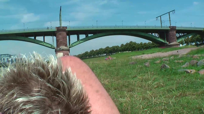 German amateur - 100% German hardcore videos: 熟女荡妇在户外拳交