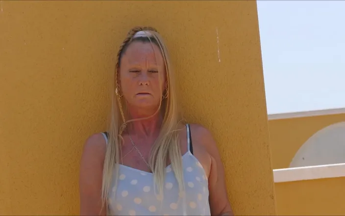 Natalie K: Masturbating and Fingering Outdoor with Panties Pulled Down