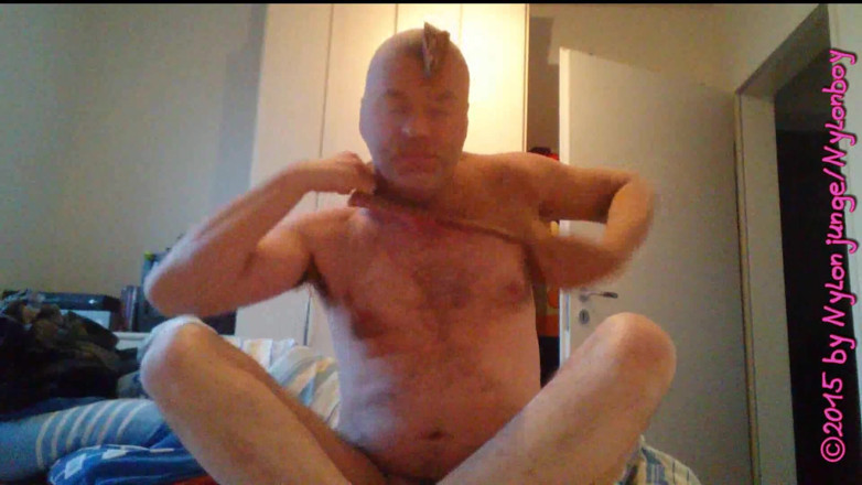 Carmen_Nylonjunge: Instructions: Pantyhose encasement - part 1