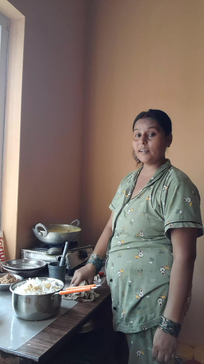 Puja555: Puja Bhabhi vaření Blog, sprchování a masturbace