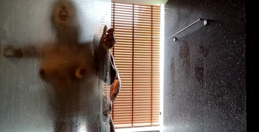 Kinky4love: Ranní rychlovka ve sprše