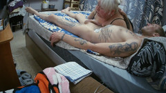 Zona901: Dziewczyna ssie mojego penisa jak cukierki, aż spust wypełnia usta