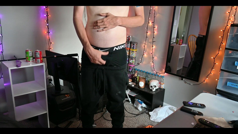 ElementX1018: Pula mea săltăreață vrea să o sugi pe măsură ce...