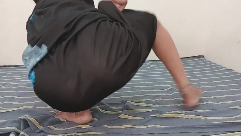 Ankurpriya000: Gorąca dziura w dupie i duże tyłki