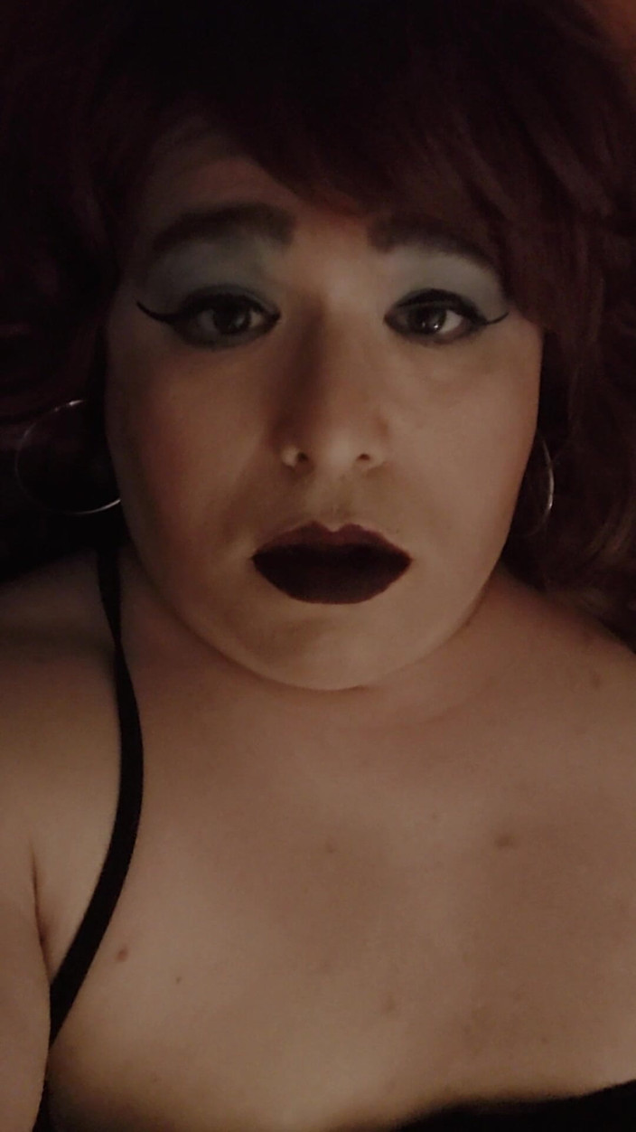 Tongue Lashor 69: Un videoclip de test cu fața mea