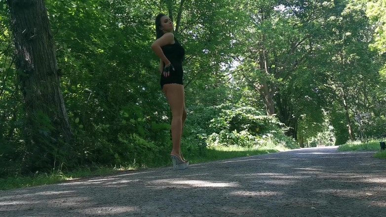 Goddess Lena: My sexy walk in the forest
