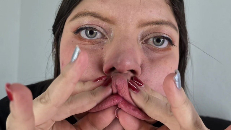 Alice H: Fetiche pela boca