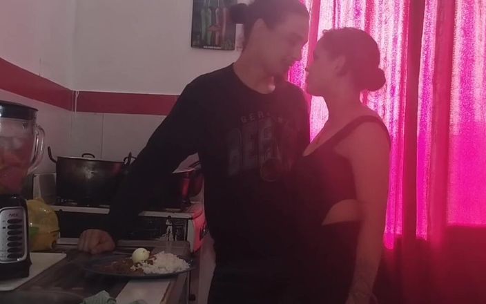 Chia 369: Samouczek jak gotować z moją gorącą kolumbijską przyrodnią siostrą (zakończenie seksualne) -...