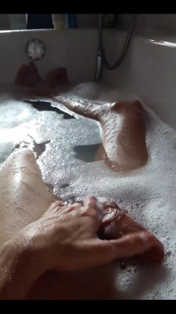 I love Bathtub
