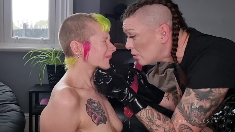 Lady Valeska: Deep Throat for My Slave Girl