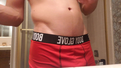 Officialztwink: Fit 6 pack body înainte de duș