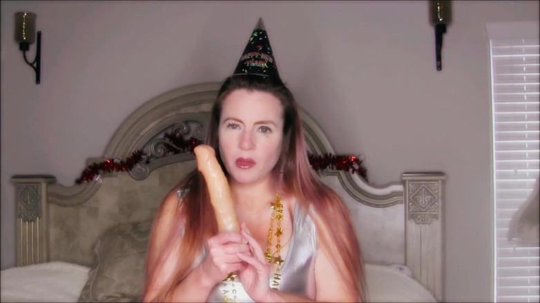 Nikki Nevada: Happy new years 2022! Silver dress party hat masturbation and JOI