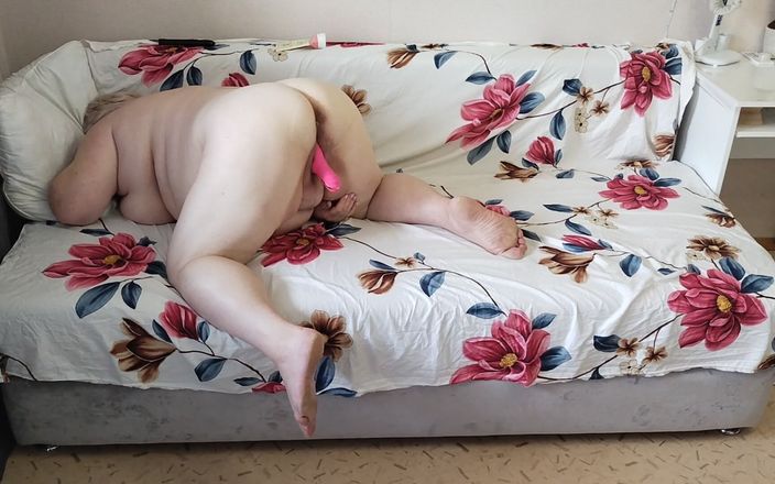 Zona901: Stiefmoeder brengt de tijd door met het masturberen van haar...
