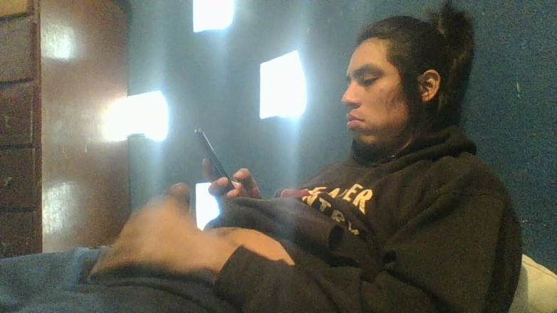 AlexAlejandro13: Saya suka menonton lucah