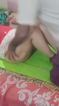 Bhabhi ma masaż zrobiony