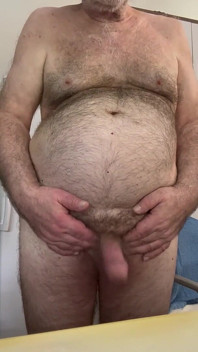 202508 Rub Cock and Balls