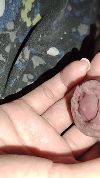 Diam-diam Menggunakan Tangan Kakak Tiri Saya Dan Merangkap Di Telapak Tangannya