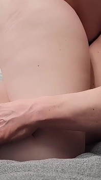 MILF mit großem arsch reitet cowgirl mit großem schwanz