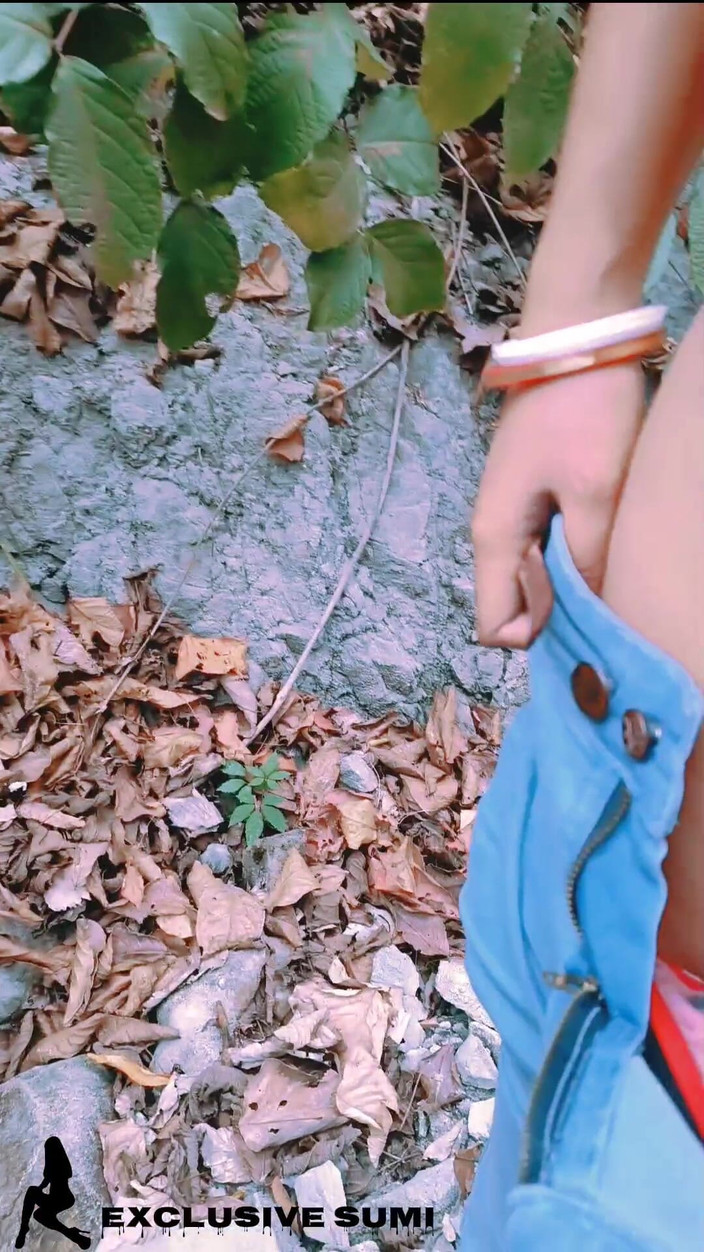 Hot Wife Sumi: Llevado a la jungla de hill y follada duro