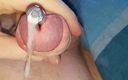 Swedish Switcher: Enorme carga através do plugue do pênis