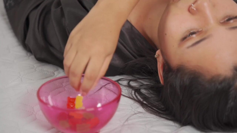 Isabel: Latina Devore kleine gummy-personen