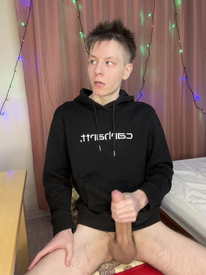 Morflot24: Il beffeggia la prostata del twink durante un'intensa pompa di...