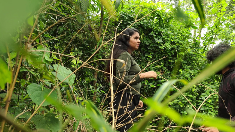 Vaigavarun45: Malayali Couple Hot Outdoor Sex in Forest, Wild Forest Outdoor...