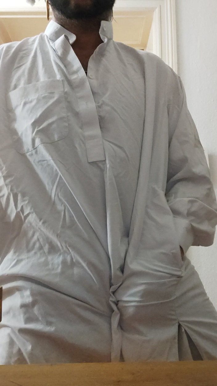 SmokedAlloy2: Na make, napalony dj-bro ubrany jak zboczony Afgańczyk